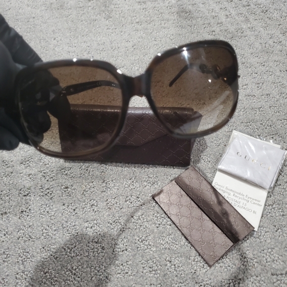 Gucci Open Temple Square Sunglasses gg 3584/S